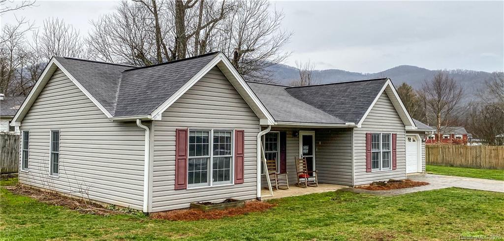 20 Bee Meadows Circle Swannanoa NC 28778
