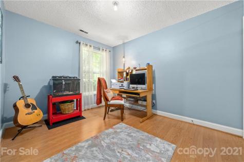 61 Tipperary Drive Asheville NC 28806