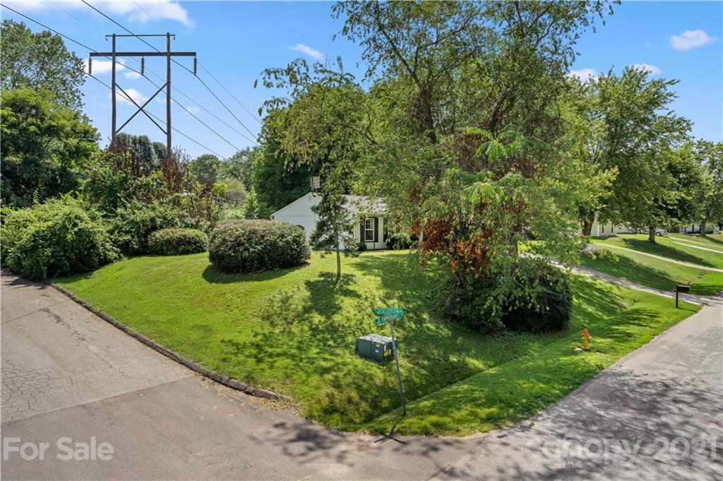 61 Tipperary Drive Asheville NC 28806