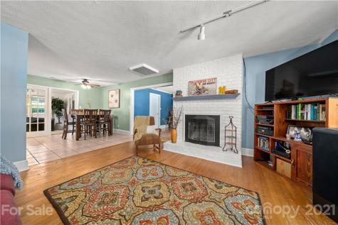 61 Tipperary Drive Asheville NC 28806