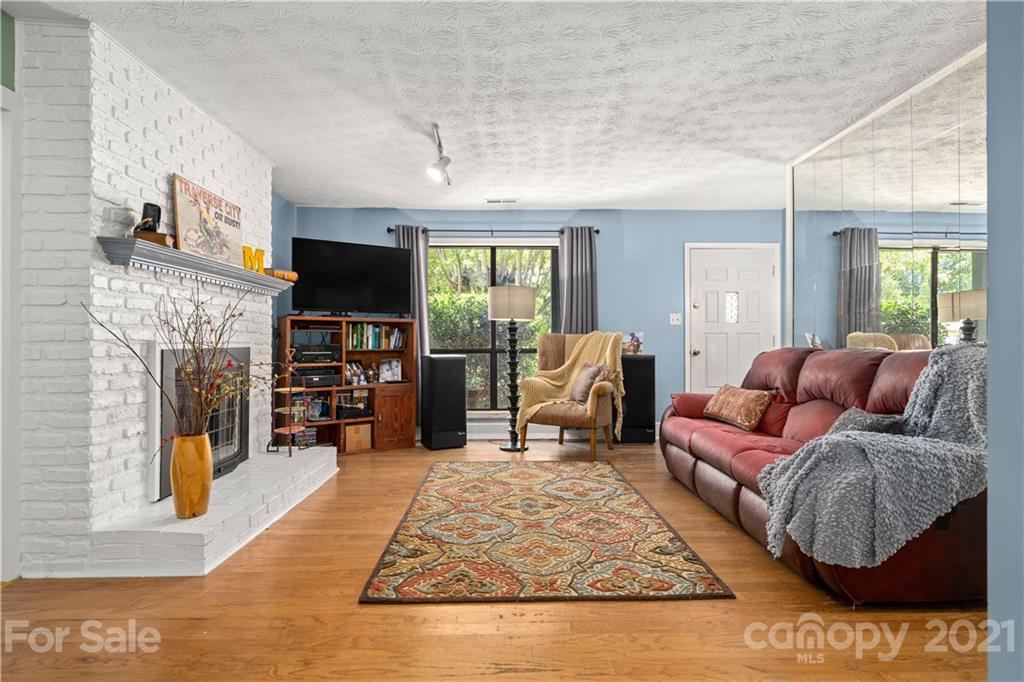 61 Tipperary Drive Asheville NC 28806
