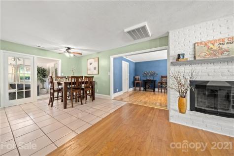 61 Tipperary Drive Asheville NC 28806