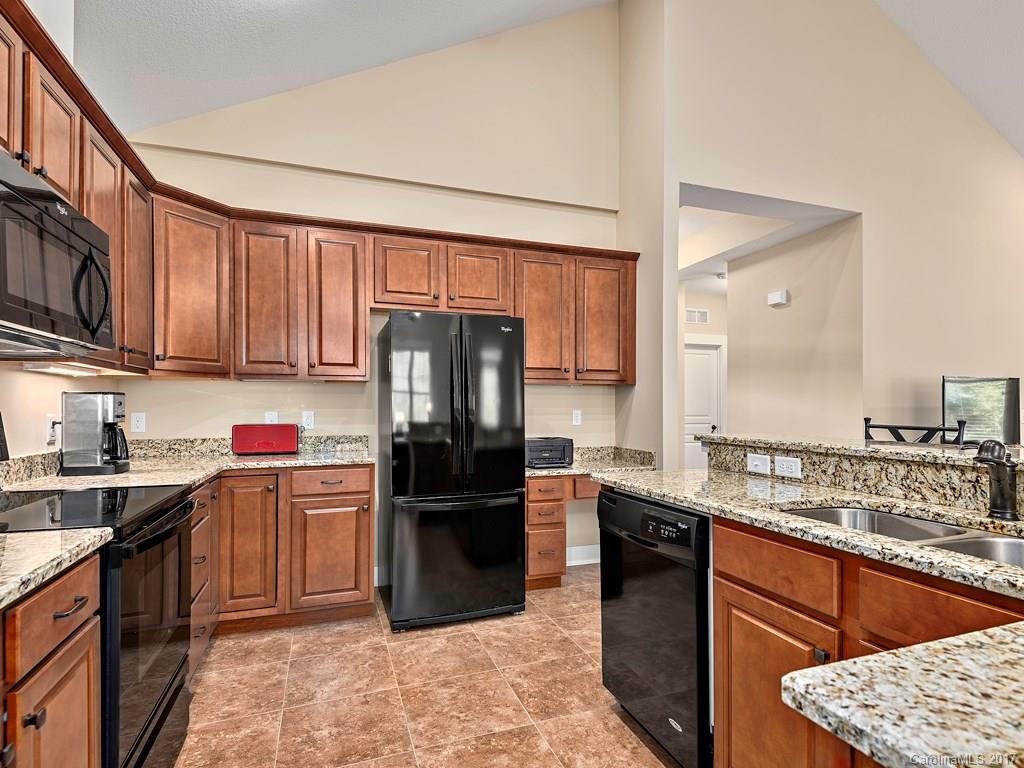 46 Pinebrook Club Drive Asheville NC 28804
