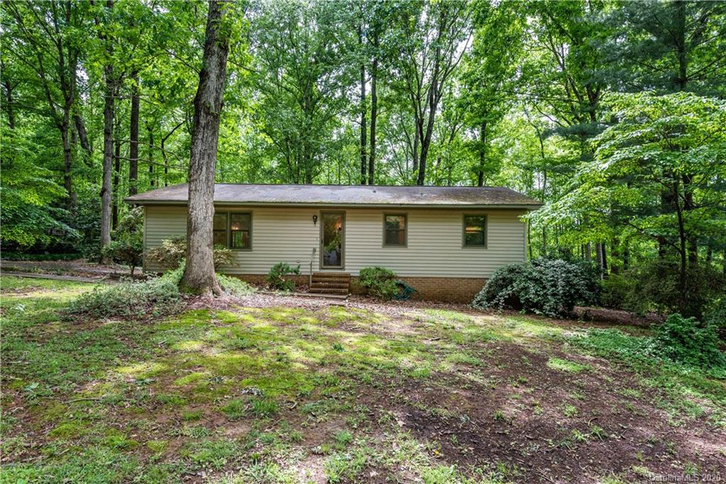 8715 Lochinvar Drive Charlotte NC 28227
