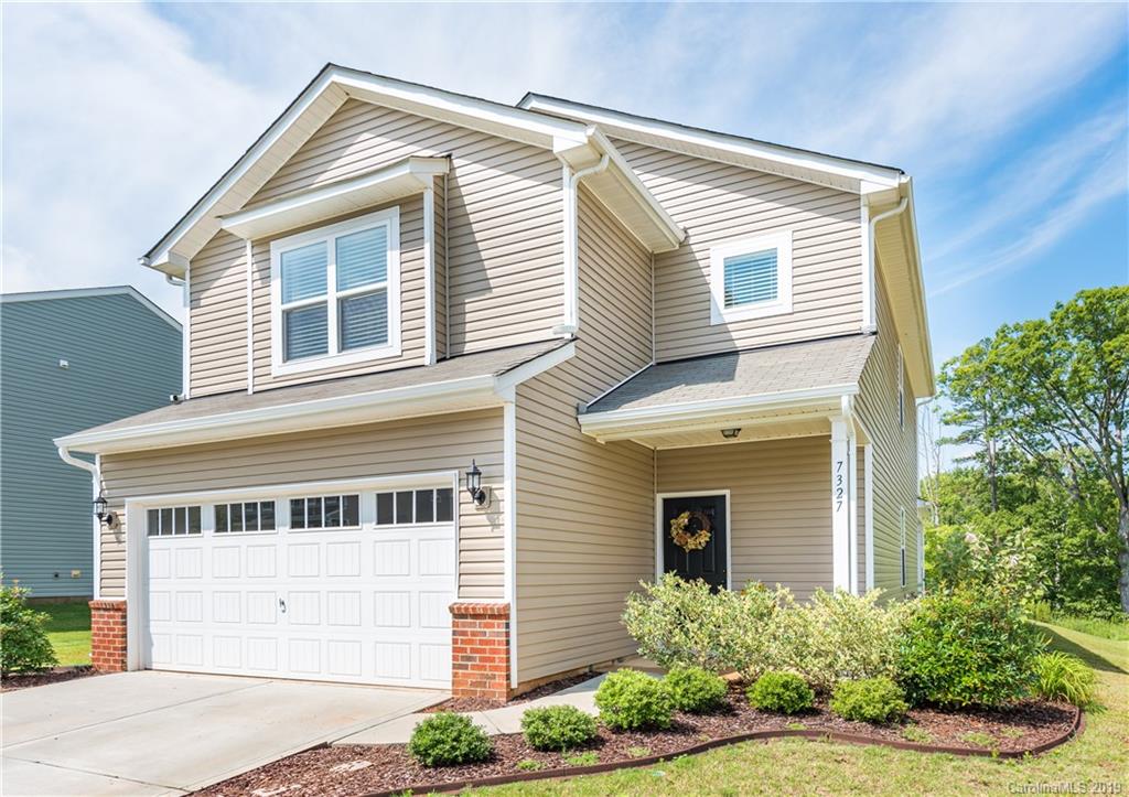 7327 Cedarfield Road Charlotte NC 28227