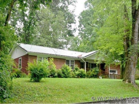 15 Forest Lane Arden NC 28704
