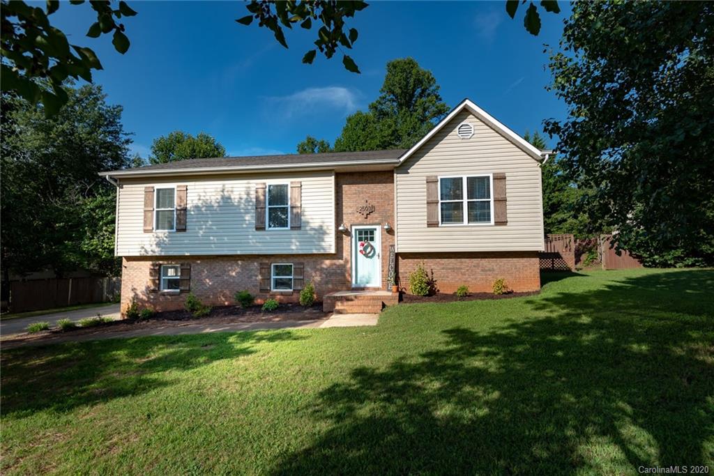 2503 Sutton Street Lenoir NC 28645