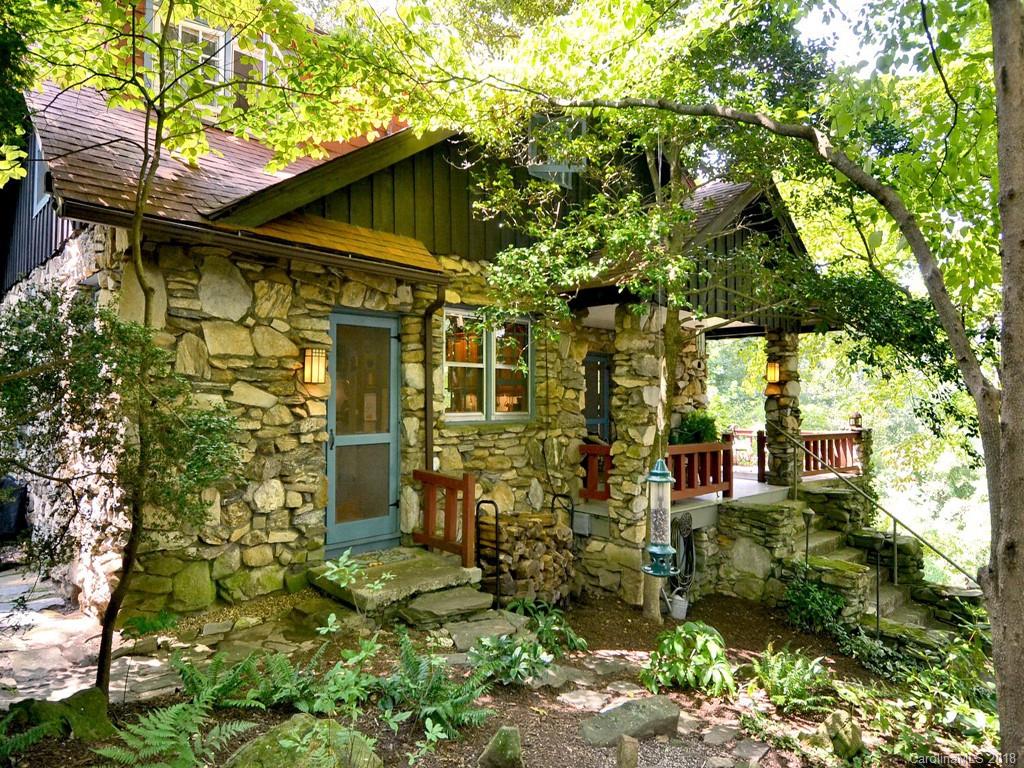 9 Pine Tree Road Asheville NC 28804