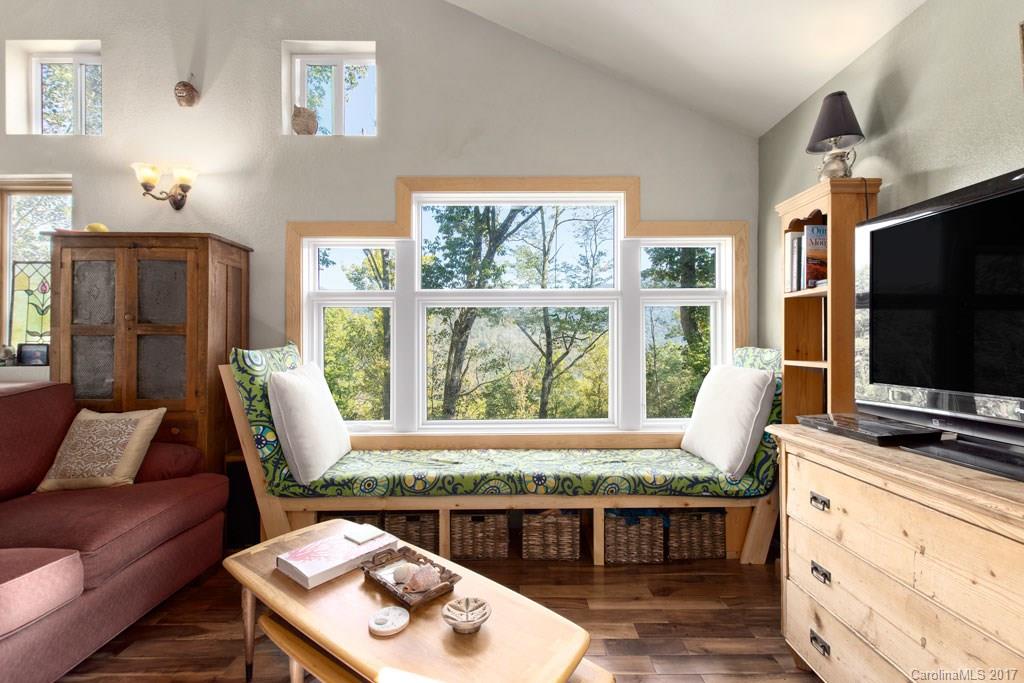 125 Watch Knob Lane Swannanoa NC 28778