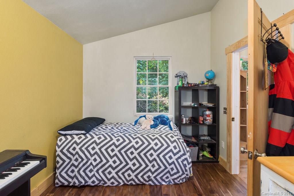 125 Watch Knob Lane Swannanoa NC 28778