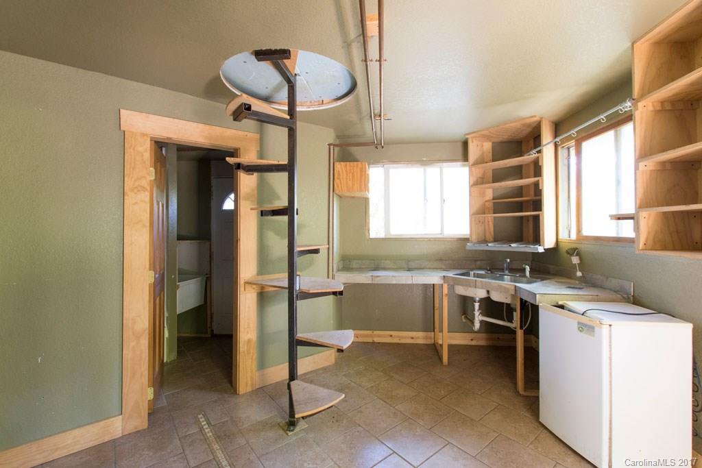 125 Watch Knob Lane Swannanoa NC 28778