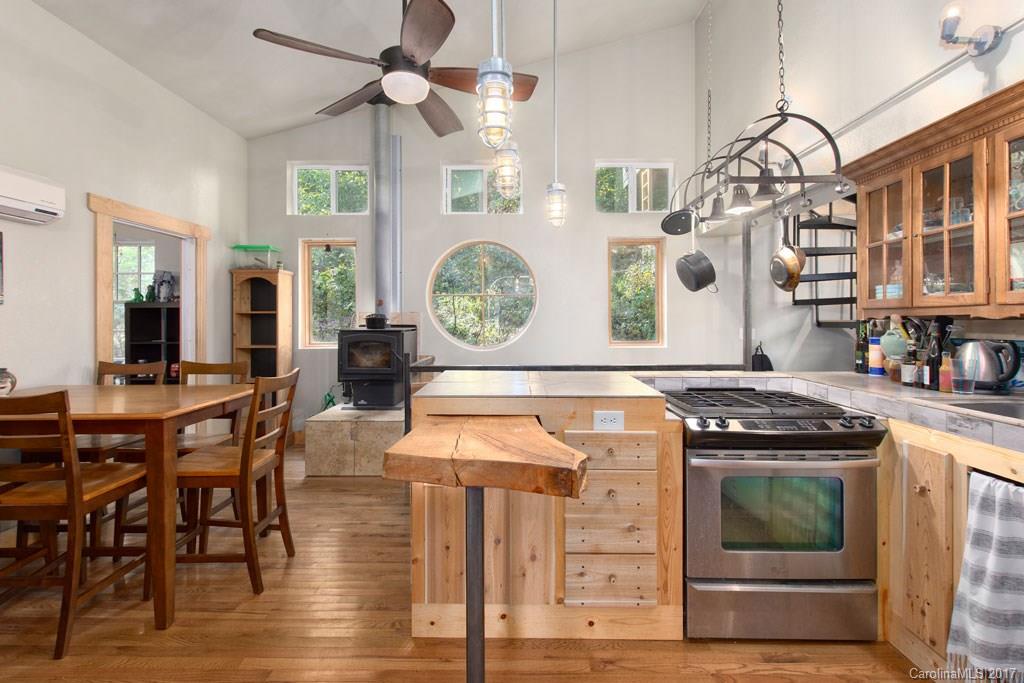 125 Watch Knob Lane Swannanoa NC 28778