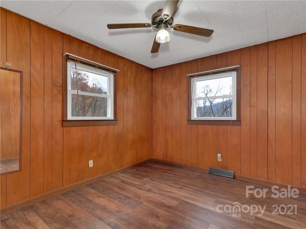 145 Johns Creek Road Canton NC 28716