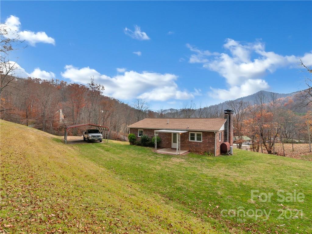 145 Johns Creek Road Canton NC 28716