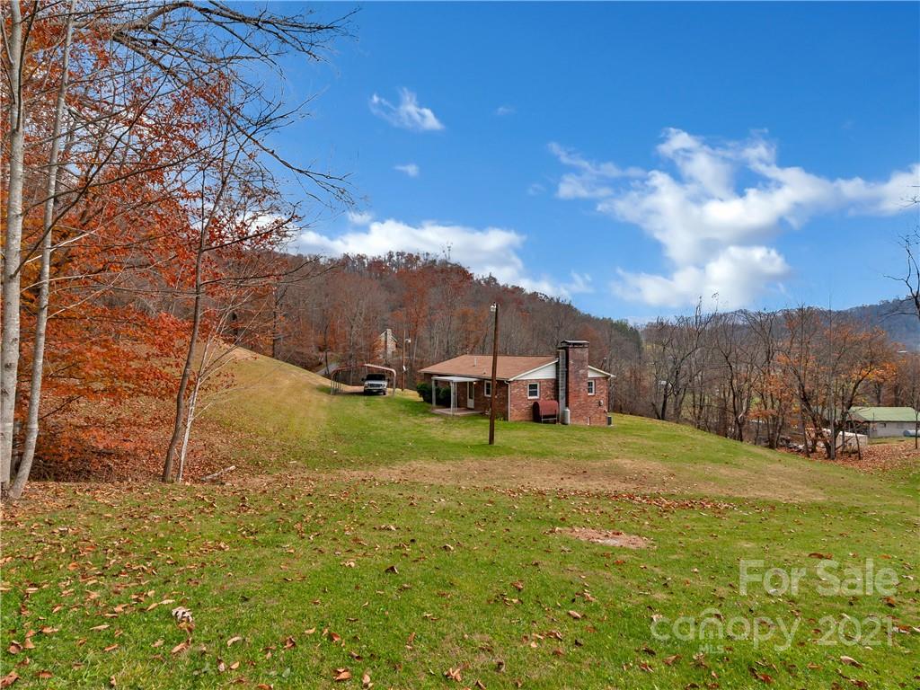 145 Johns Creek Road Canton NC 28716
