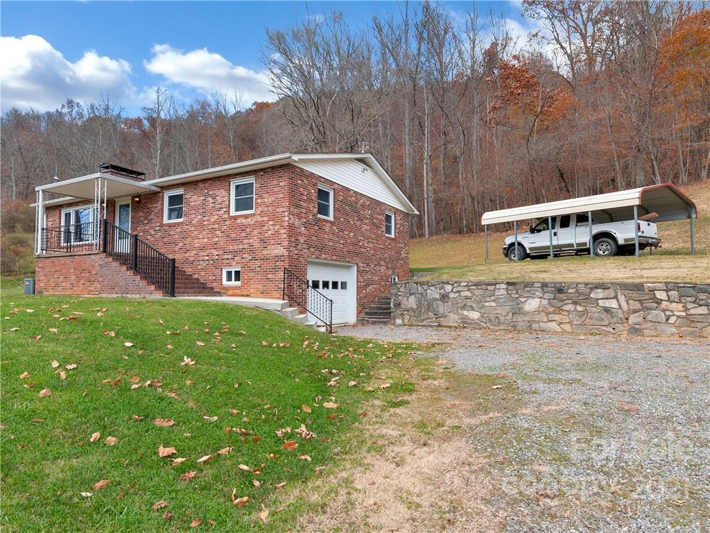 145 Johns Creek Road Canton NC 28716