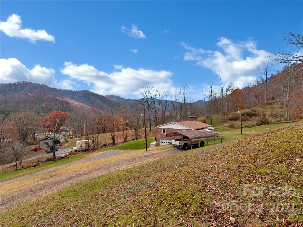 145 Johns Creek Road Canton NC 28716