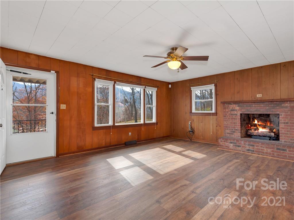 145 Johns Creek Road Canton NC 28716
