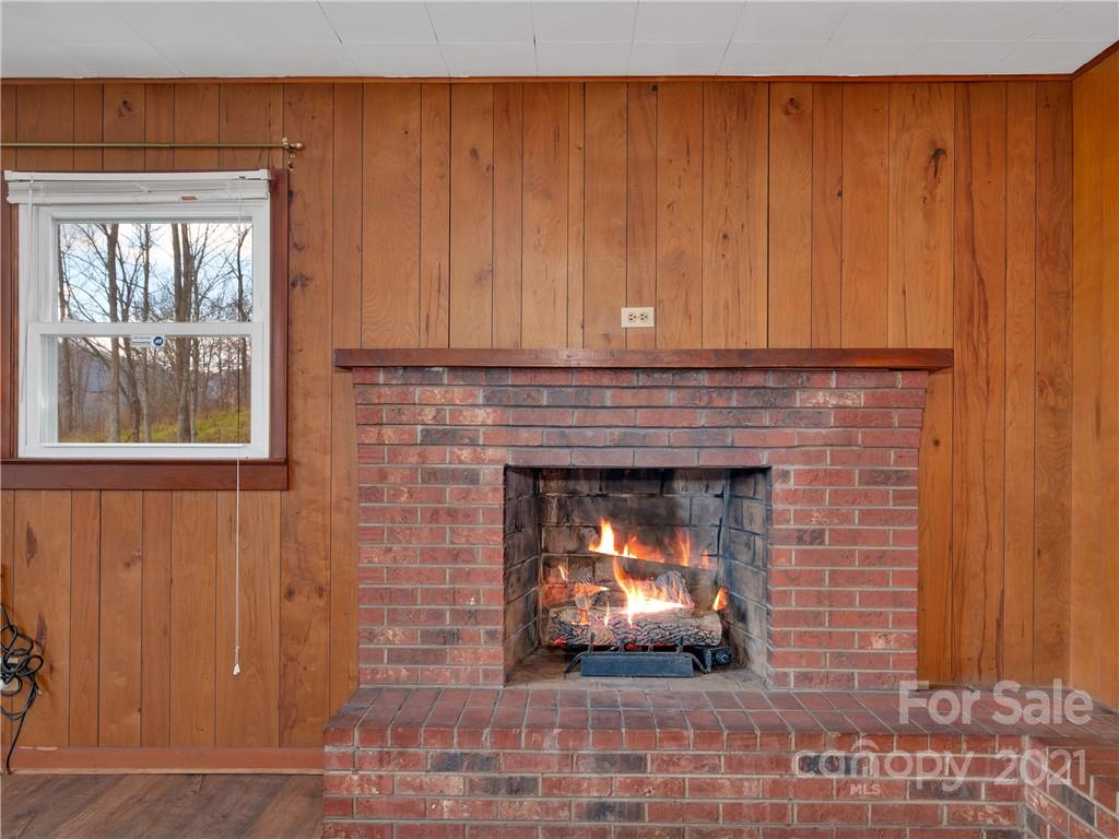 145 Johns Creek Road Canton NC 28716