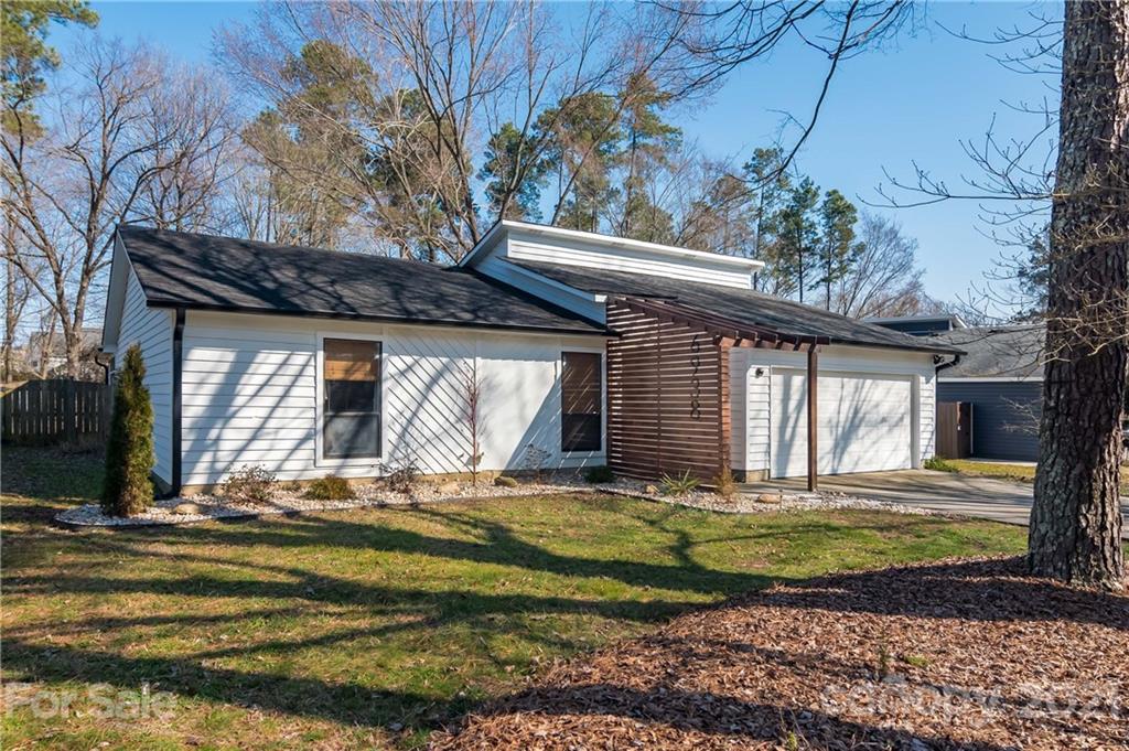 6938 Stillmeadow Drive Charlotte NC 28277