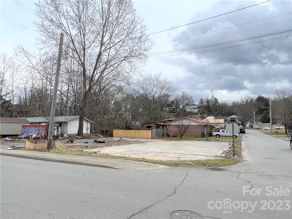 129 Richland Street Waynesville NC 28786