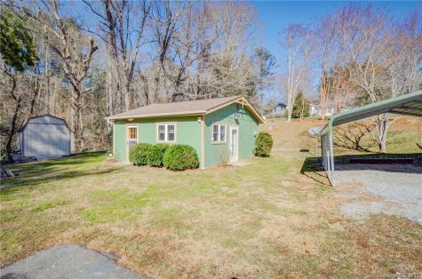 32 Roberts Street Fletcher NC 28732