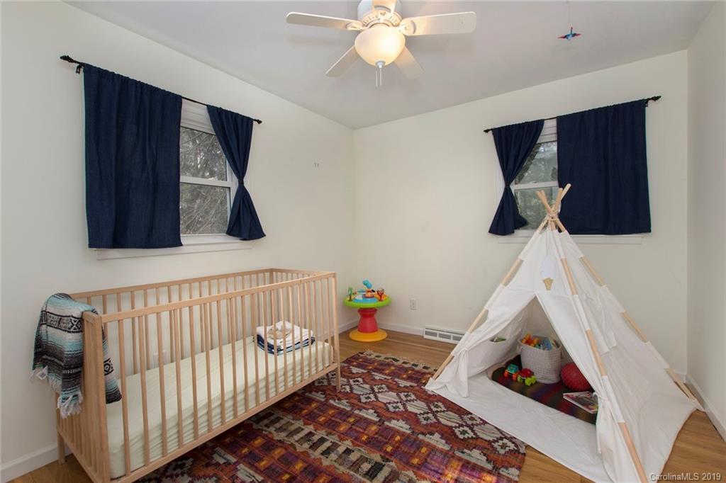 55 Hornot Circle Asheville NC 28806