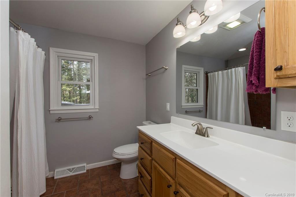55 Hornot Circle Asheville NC 28806