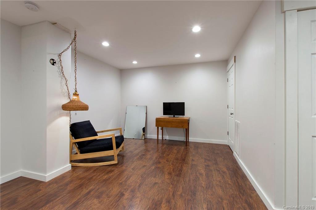 55 Hornot Circle Asheville NC 28806
