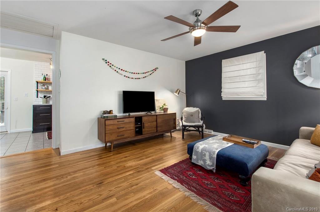 55 Hornot Circle Asheville NC 28806