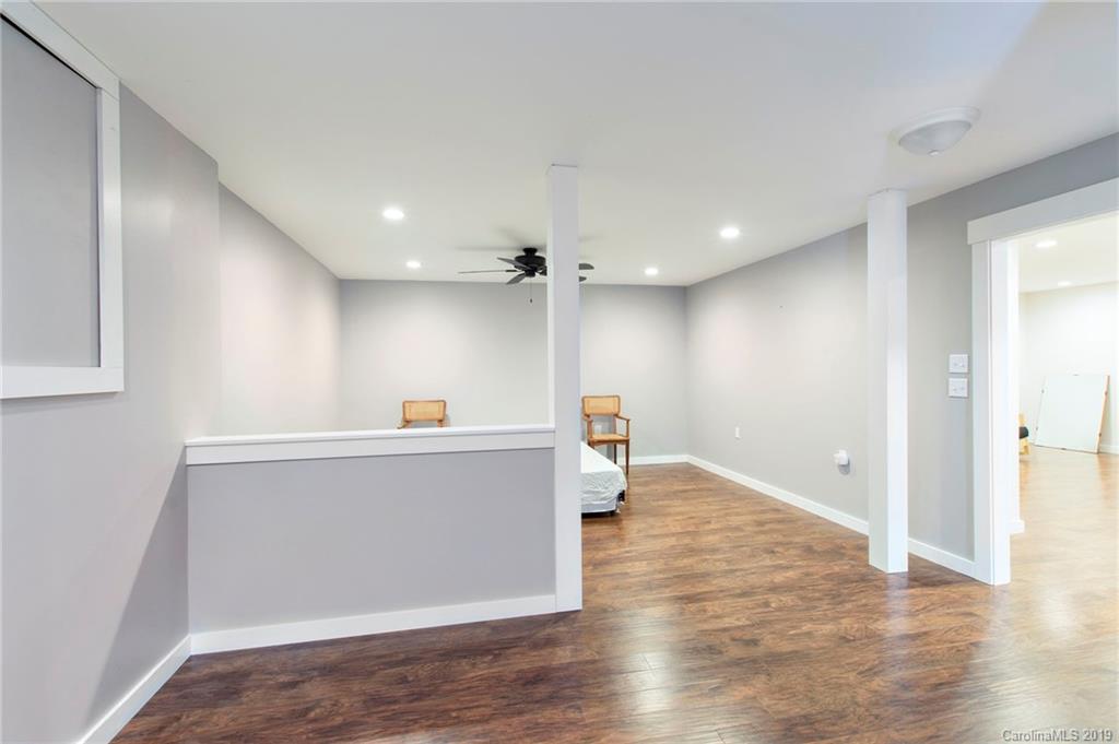 55 Hornot Circle Asheville NC 28806