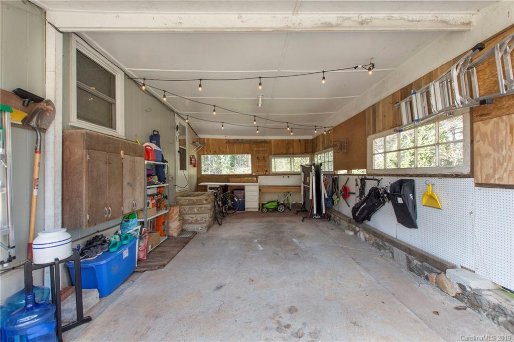 55 Hornot Circle Asheville NC 28806