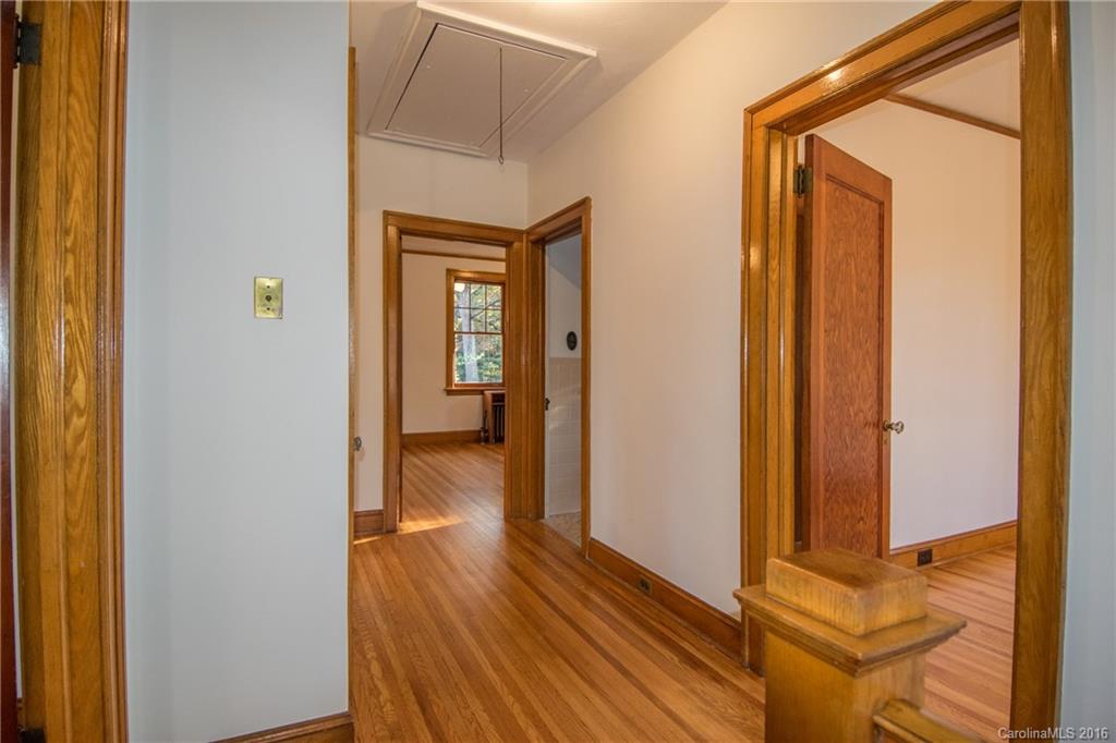 5 White Oak Road Asheville NC 28803