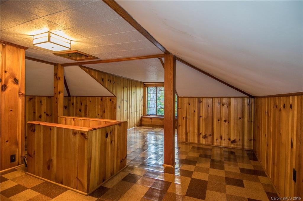 5 White Oak Road Asheville NC 28803