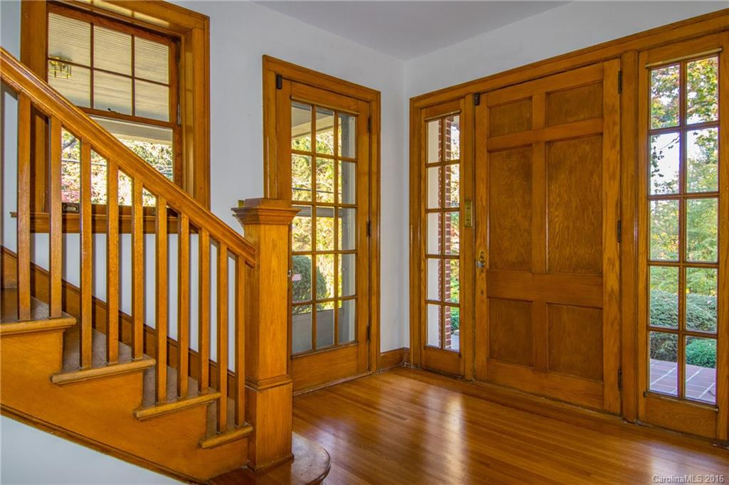 5 White Oak Road Asheville NC 28803