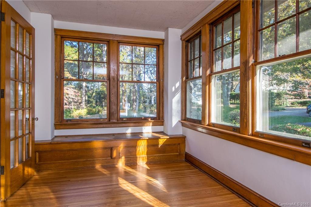 5 White Oak Road Asheville NC 28803