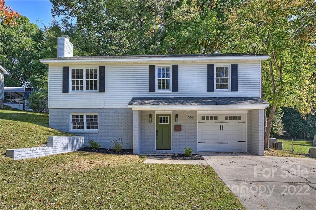 5621 Burleson Drive Charlotte NC 28215