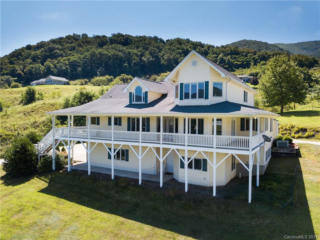 42 Sour Apple Lane Waynesville NC 28786