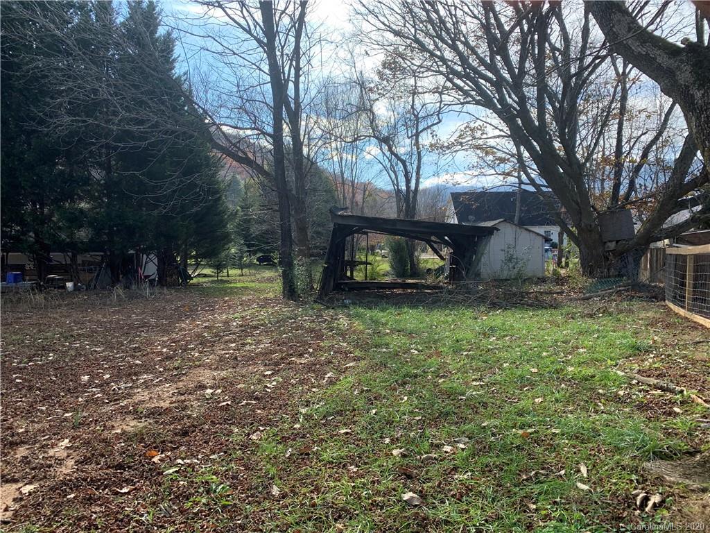 25 Connie Davis Road Candler NC 28715