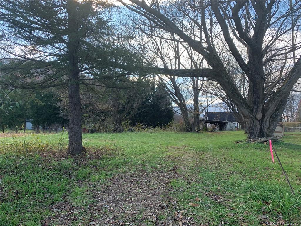 25 Connie Davis Road Candler NC 28715