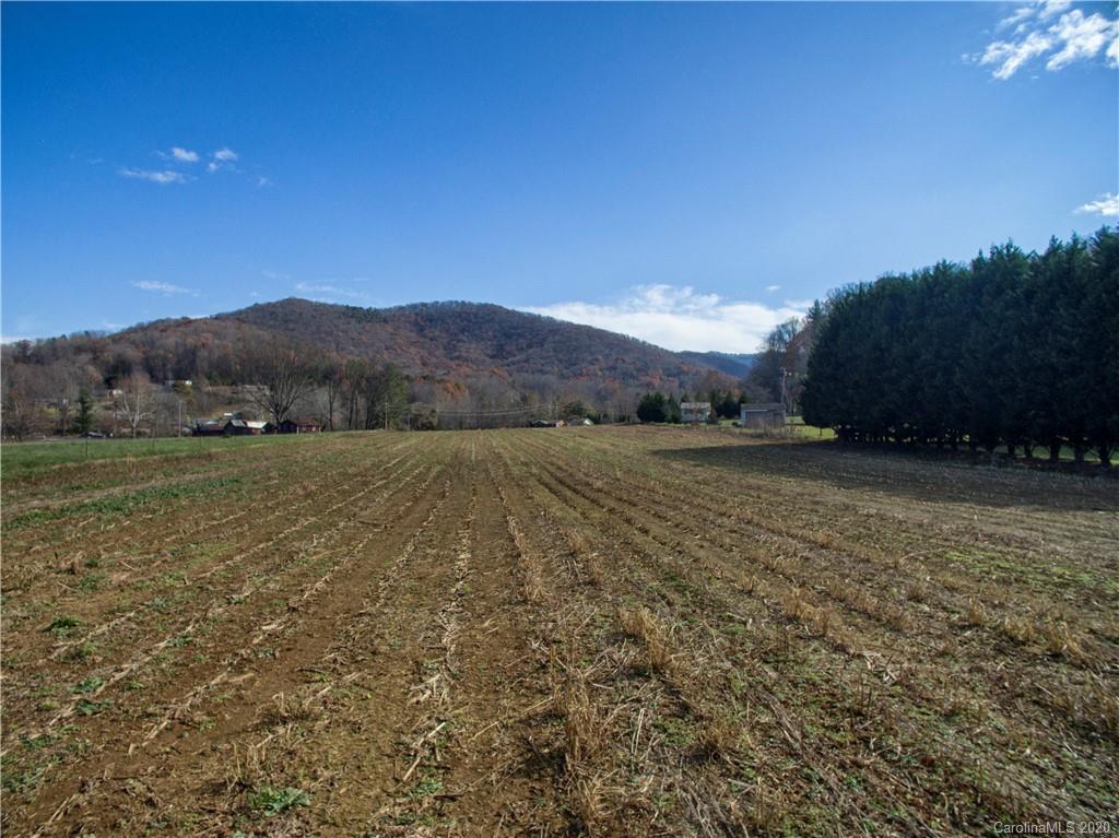 25 Connie Davis Road Candler NC 28715