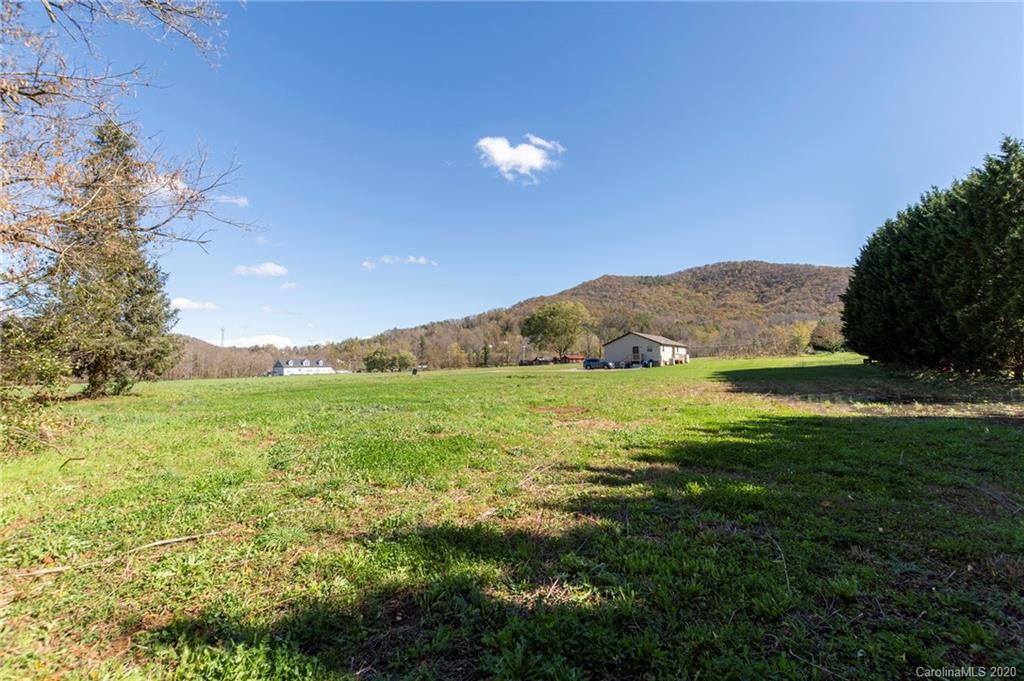 25 Connie Davis Road Candler NC 28715