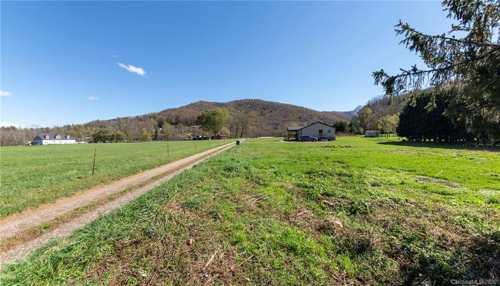 25 Connie Davis Road Candler NC 28715