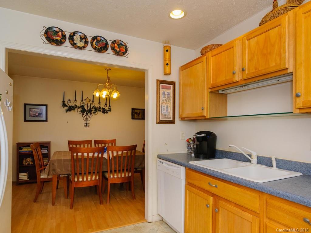 8 Dawson Place Asheville NC 28803
