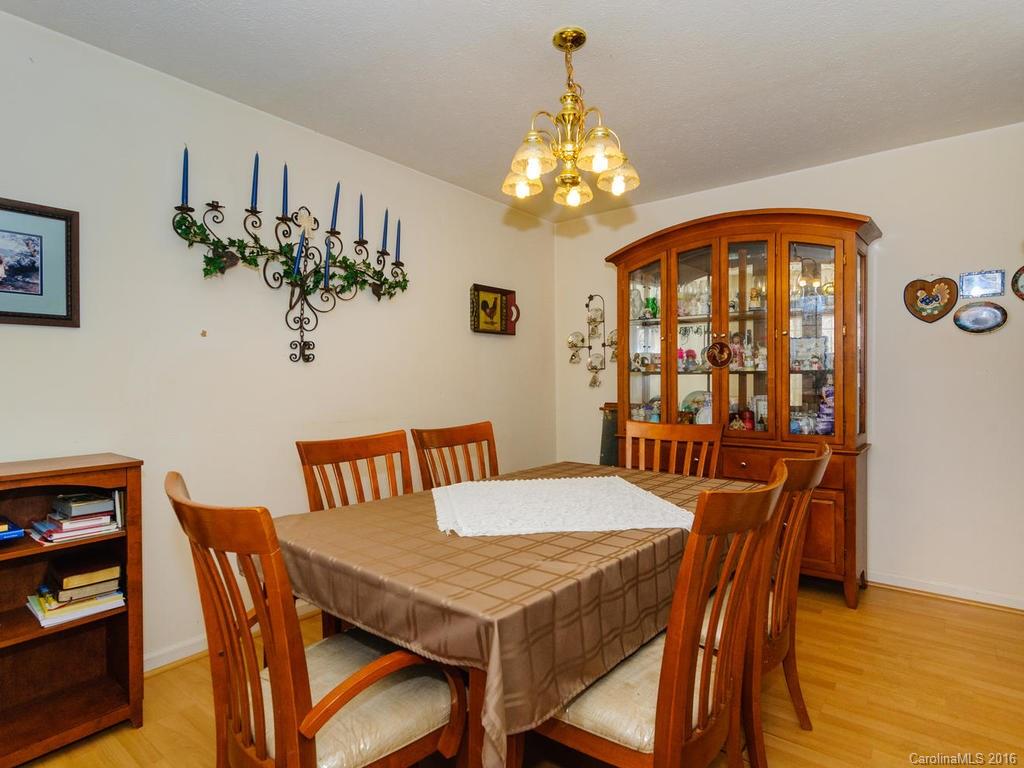 8 Dawson Place Asheville NC 28803