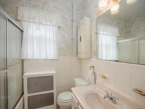 57 Gracelyn Road Asheville NC 28804