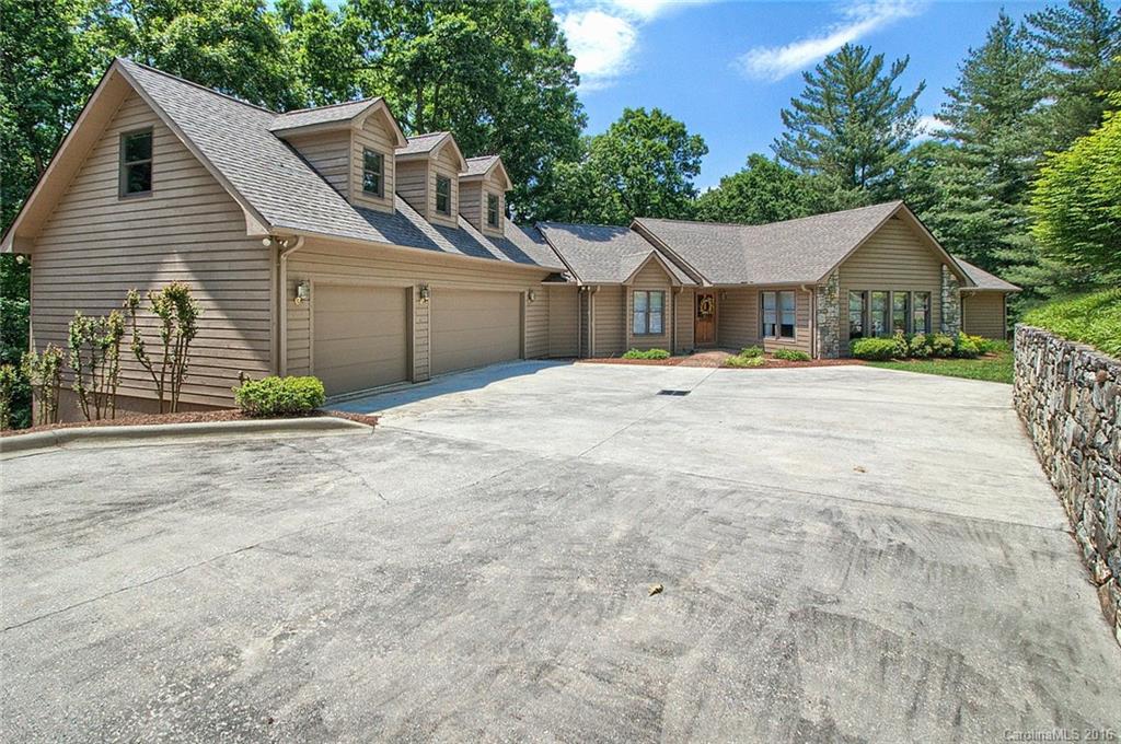 411 Rockmoor Way Hendersonville NC 28791