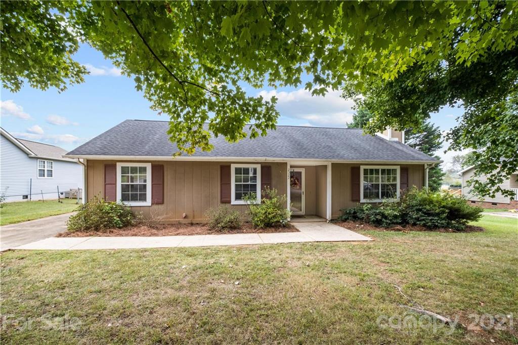 2322 Scalybark Road Statesville NC 28625