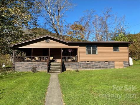 534 Aaron Branch Road Bakersville NC 28705