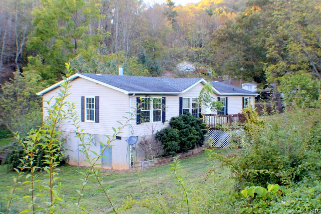 211 Thunder Road Clyde NC 28721